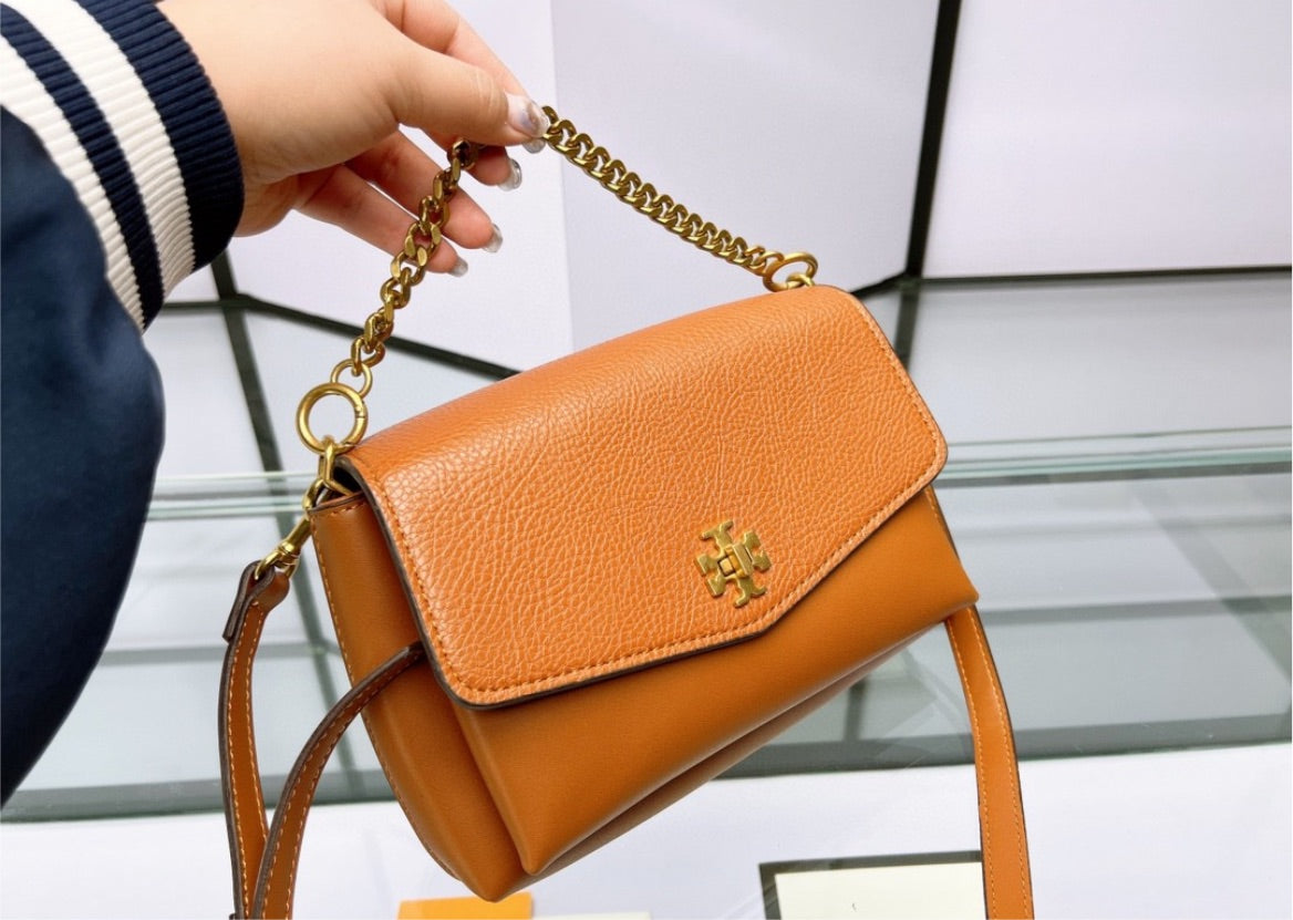 Woman Tory Burch shoulder handbag